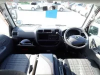 Mazda BONGO VAN лот № 141 оценка 3.5  с аукциона в Японии 5