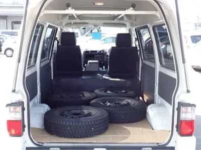 Mazda BONGO VAN  с аукциона в Японии