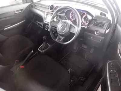 Suzuki SWIFT  с аукциона в Японии