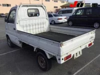 Suzuki CARRY TRUCK лот № 8017 оценка 3.5  с аукциона в Японии 1
