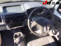Nissan CLIPPER TRUCK лот № 8091 оценка 3.5  с аукциона в Японии 7