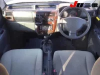 Nissan CLIPPER RIO лот № 8095 оценка 3.5  с аукциона в Японии 7