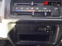 Suzuki CARRY TRUCK лот № 8107 оценка 3.5  с аукциона в Японии 9