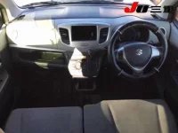 Suzuki WAGON R лот № 8132 оценка 3.5  с аукциона в Японии 7