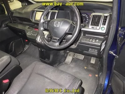 Honda STEP WAGON  с аукциона в Японии