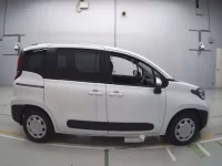 Toyota SIENTA лот № 36003 оценка S  с аукциона в Японии 2