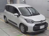 Toyota SIENTA лот № 36007 оценка S  с аукциона в Японии 4