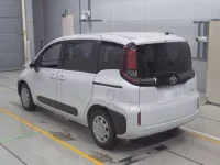 Toyota SIENTA лот № 36007 оценка S  с аукциона в Японии 5