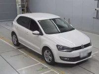 Volkswagen POLO лот № 38020 оценка 5  с аукциона в Японии 4