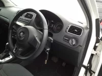 Volkswagen POLO лот № 38020 оценка 5  с аукциона в Японии 6