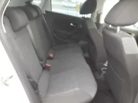 Volkswagen POLO лот № 38020 оценка 5  с аукциона в Японии 8