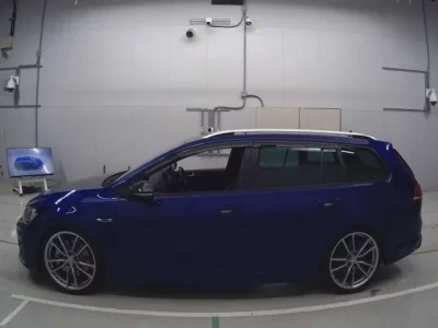 Volkswagen GOLF VARIANT  с аукциона в Японии