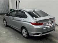Honda GRACE лот № 15015 оценка 4.5  с аукциона в Японии 1