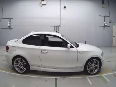 BMW 1-Series  с аукциона в Японии