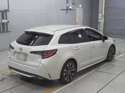 Toyota COROLLA TOURING  с аукциона в Японии
