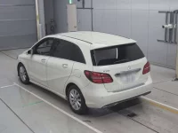 Mercedes-Benz B CLASS лот № 38040 оценка 4  с аукциона в Японии 5