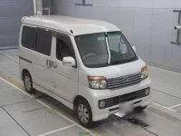 Daihatsu Atrai Wagon лот № 9034 оценка 3  с аукциона в Японии 4