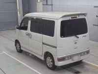 Daihatsu Atrai Wagon лот № 9034 оценка 3  с аукциона в Японии 5