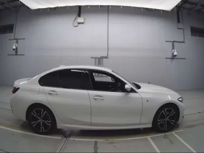 BMW 3-Series  с аукциона в Японии
