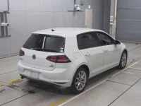 Volkswagen GOLF лот № 38045 оценка 3.5  с аукциона в Японии 1