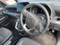 Toyota VOXY лот № 30027 оценка 4.5  с аукциона в Японии 2