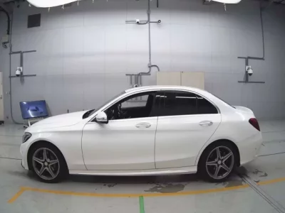 Mercedes-Benz C CLASS  с аукциона в Японии