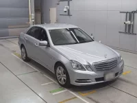 Mercedes-Benz E CLASS лот № 38047 оценка 4  с аукциона в Японии 4