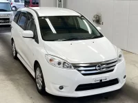 Nissan LAFESTA лот № 1067 оценка 4  с аукциона в Японии 3