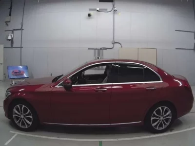 Mercedes-Benz C CLASS  с аукциона в Японии