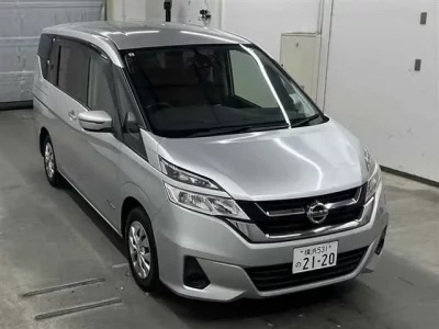 Nissan SERENA  с аукциона в Японии