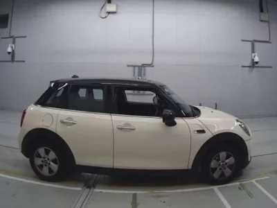 BMW MINI  с аукциона в Японии