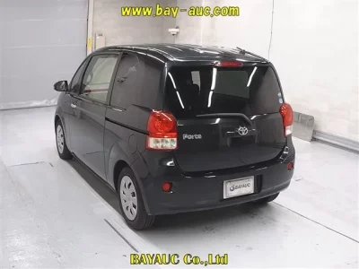 Toyota PORTE  с аукциона в Японии
