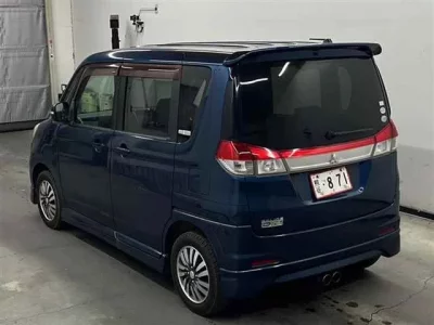 Mitsubishi DELICA D2