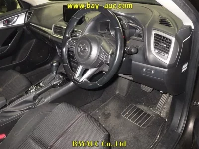 Mazda AXELA  с аукциона в Японии