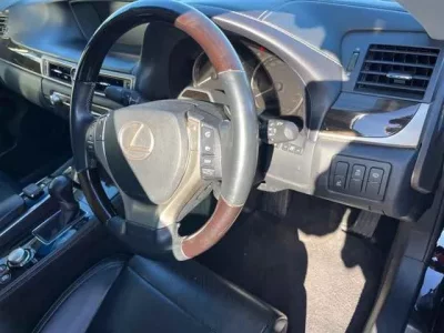 Lexus GS  с аукциона в Японии