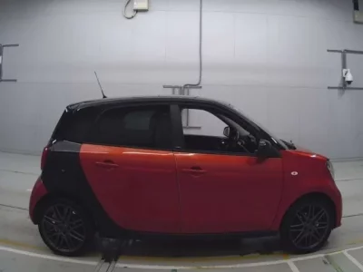 Smart FORFOUR  с аукциона в Японии