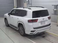 Toyota LAND CRUISER лот № 36064 оценка 4.5  с аукциона в Японии 5