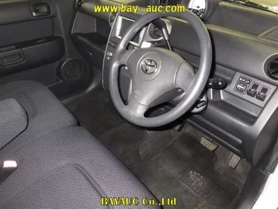 Toyota BB  с аукциона в Японии