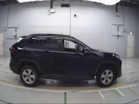 Toyota RAV4 лот № 36073 оценка 4  с аукциона в Японии 2