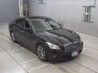 Nissan FUGA лот № 10093 оценка 4.5  с аукциона в Японии 4