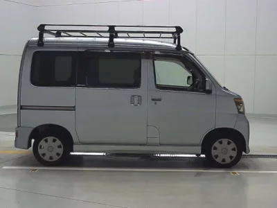Daihatsu Atrai Wagon  с аукциона в Японии
