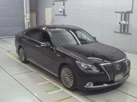 Toyota CROWN лот № 10101 оценка 3.5  с аукциона в Японии 4