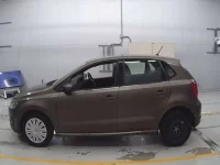 Volkswagen POLO лот № 38096 оценка 4  с аукциона в Японии 3