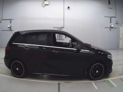 Mercedes-Benz B CLASS  с аукциона в Японии