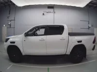 Toyota HILUX лот № 36088 оценка 6  с аукциона в Японии 3