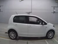 Volkswagen UP лот № 38103 оценка 3.5  с аукциона в Японии 2