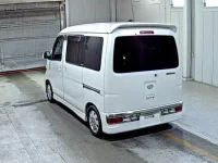 Daihatsu Atrai Wagon лот № 8013 оценка 3.5  с аукциона в Японии 1