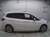 BMW 2-Series лот № 38115 оценка 4  с аукциона в Японии 2