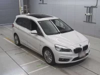 BMW 2-Series лот № 38115 оценка 4  с аукциона в Японии 4