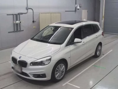 BMW 2-Series  с аукциона в Японии
